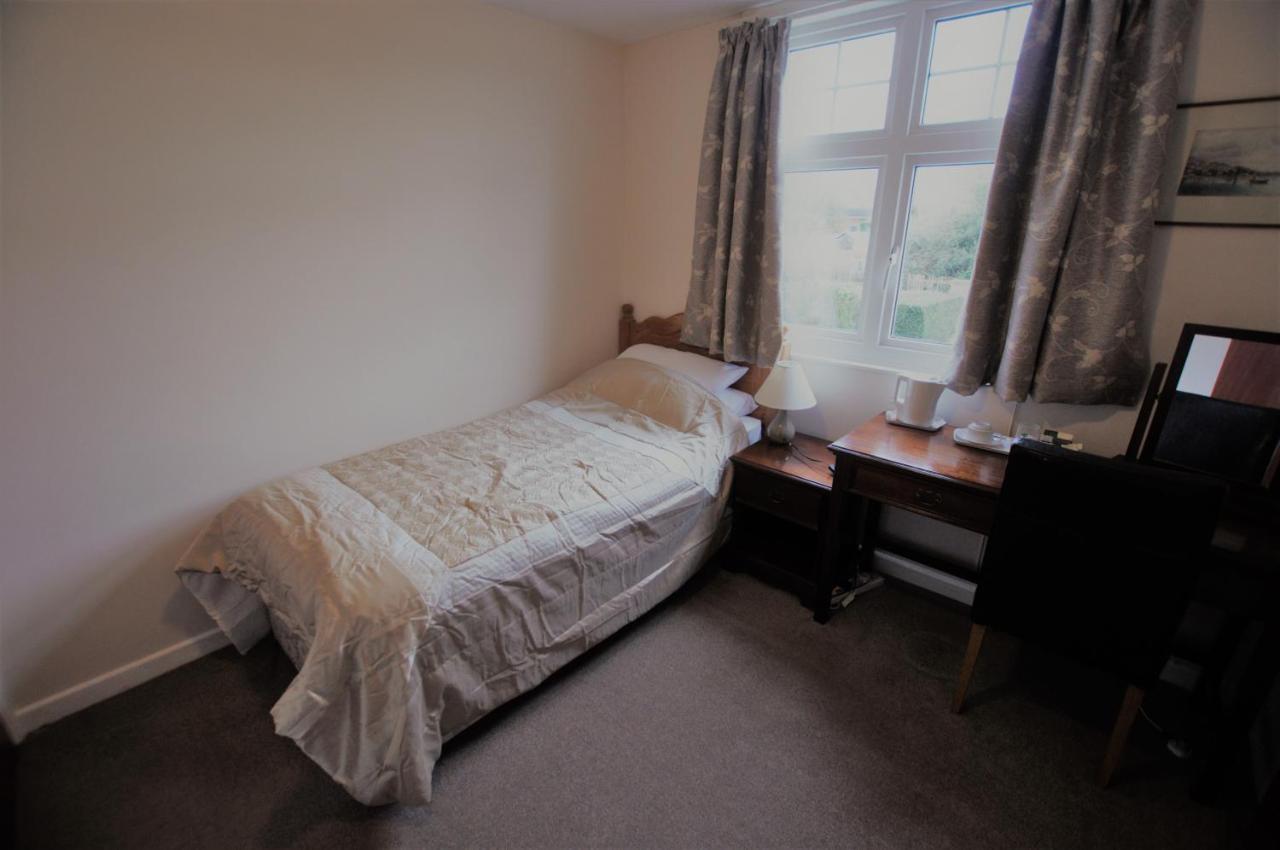 Bed and Breakfast Dove House Bishop's Cleeve Exterior foto